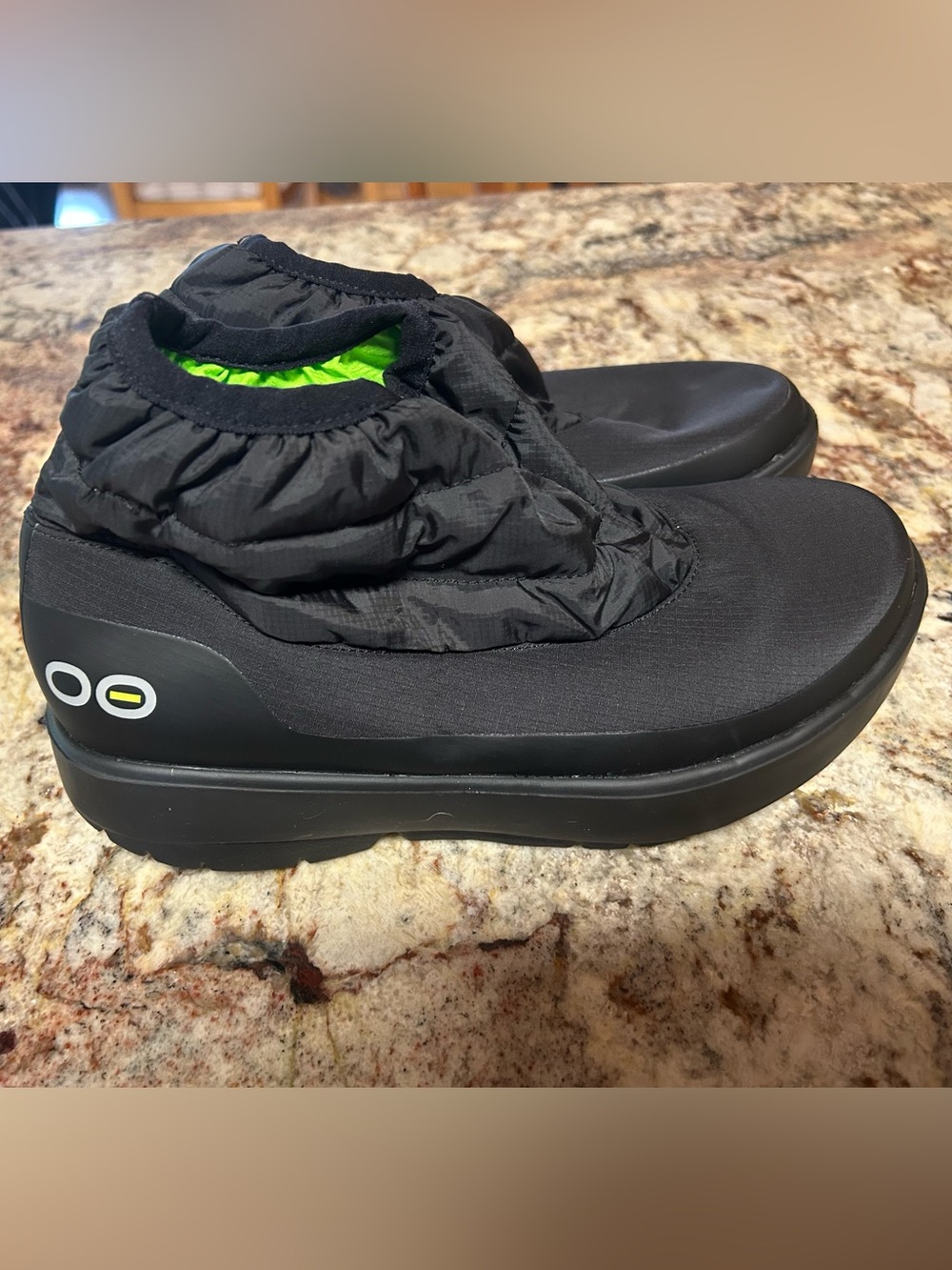 NWOT OOFAS Womens 9 Black Slip-On Insulated Comfort Recovery Slip-On Ankle Boots